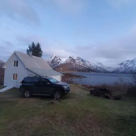 بيت للعطل Vestpollen Lodge