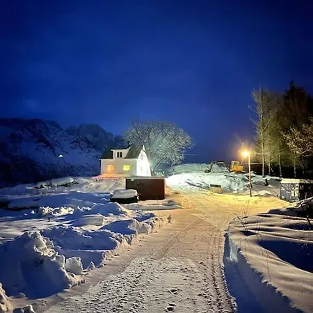 بيت للعطل Vestpollen Lodge
